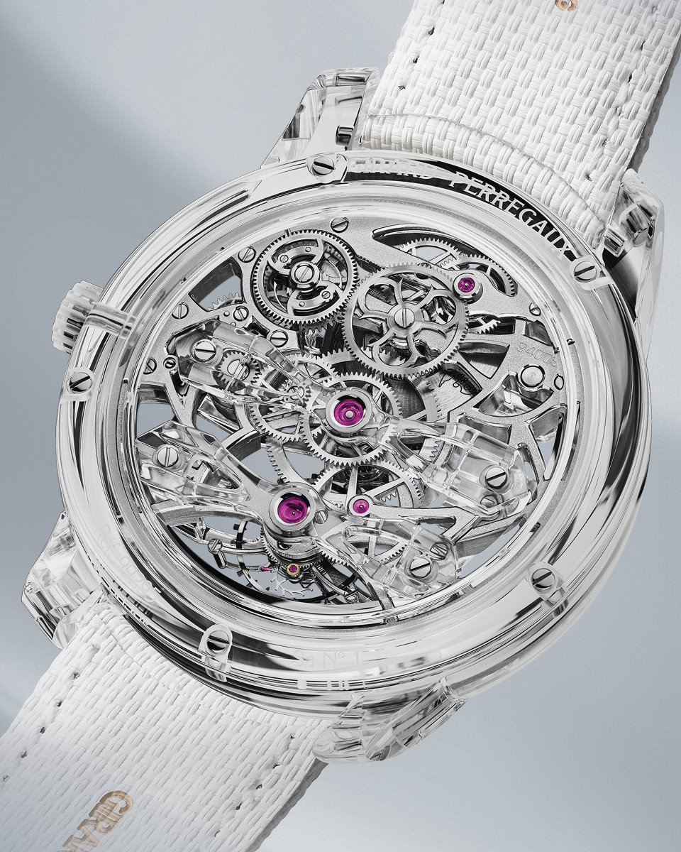 GirardPerregaux's tweet photo. Discover more than 230 years of know-how with the #QuasarLight. The fearless Tourbillon embraces sapphire crystal, requiring 200 hours of intensive work to achieve an exceptionally intricate and architectural result. https://t.co/fL0VBS2Qfz