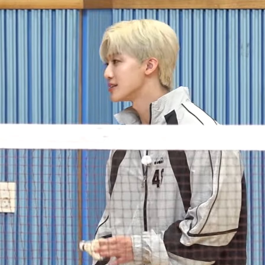 * 𝙪𝙣🍸 tweet media