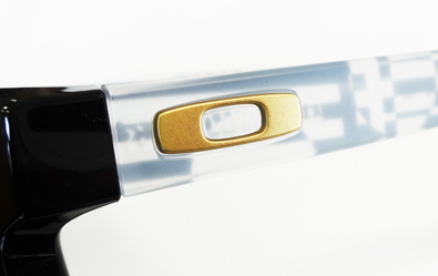 kineido's tweet image. そして新たにイントロスペクトコレクション：隠れたデザインシリーズとしてステム裏側に柄を施したユニークなHOLBROOKもニューリリースです！kineidou.co.jp/oakley/oakleyg…
#OAKLEY
#INTROSPECT
#HOLBROOK
#オークリー
#サングラス
#イントロスペクト
#新色
#限定
#ユニーク
#隠れたデザイン