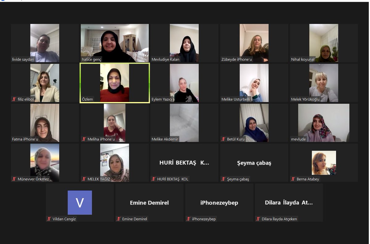 Haftalık yönetim kurulu toplantımızı İlçe Kadın Kolları Başkanımız @haticegenc37 ve yönetimimiz ile birlikte online olarak gerçekleştirdik... @aysekesir @akkadingm @gercektekin @muallavarol @yaseminturan @sakaryaakkadin