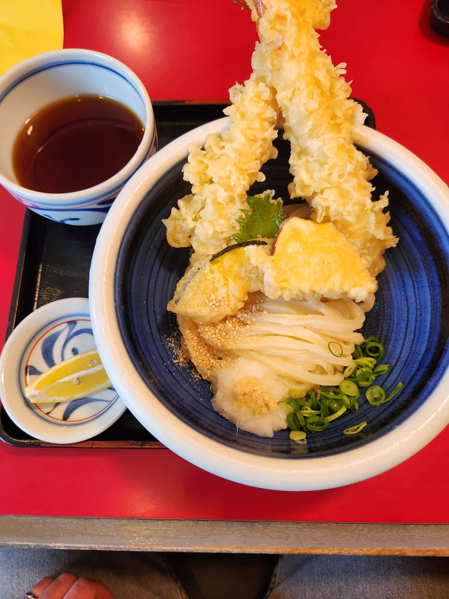 香川おか泉のひや天おろし🍜
うまー