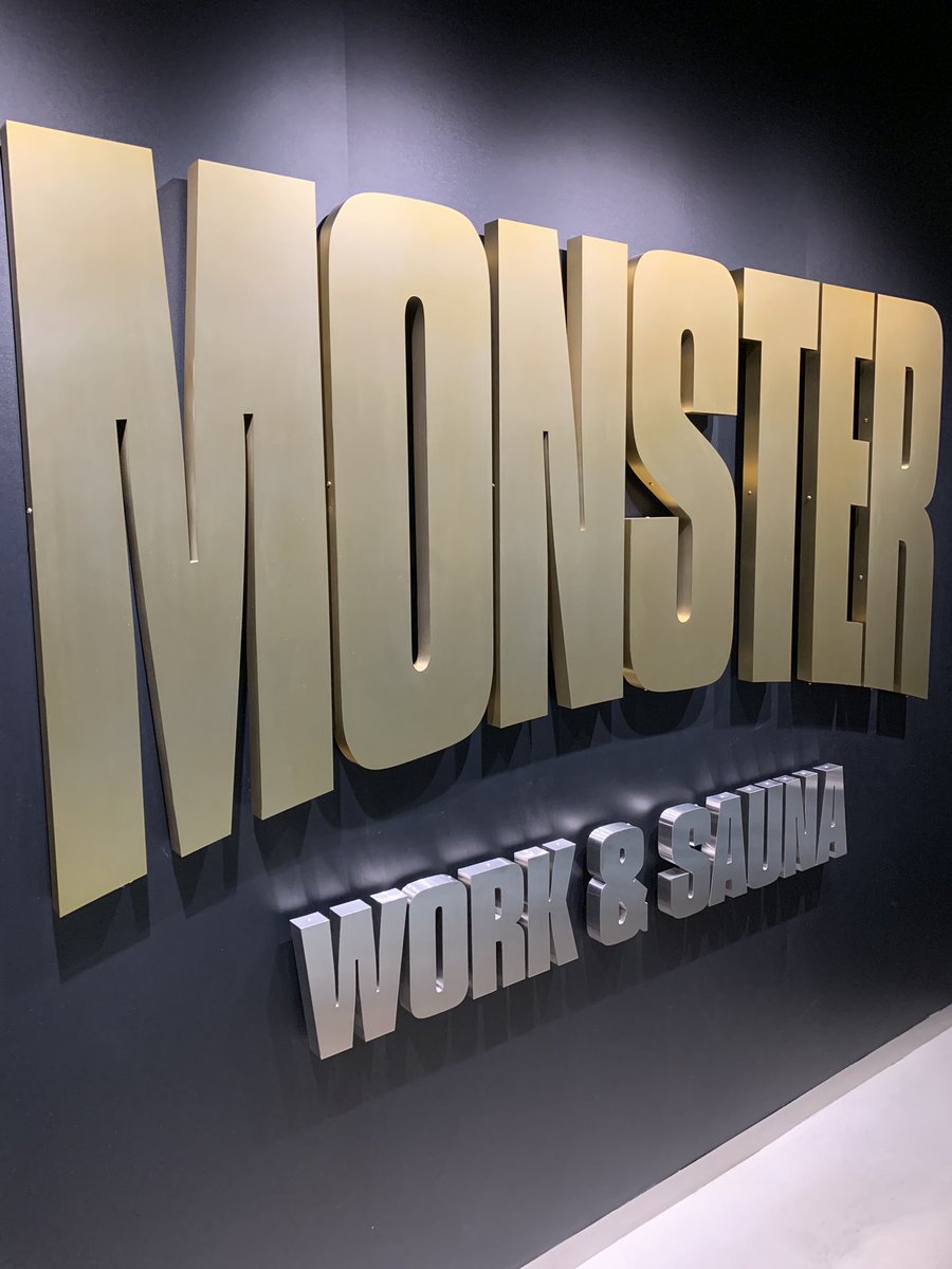 birdsaunas's tweet photo. 最近はMONSTER WORK&amp;SAUNAさんにお邪魔させて頂きました🐤
噂通り規格外のサウナ室と水風呂はもちろん、インフィニティチェアの数もとんでもないです😳
ナイアガラロウリュも大迫力で一見の価値ありでございます😊
利用方法が最先端な感じなので下調べしてから行くのが吉です👍
#吉祥寺 #サウナ #サ活 https://t.co/W2vuR6PVJV