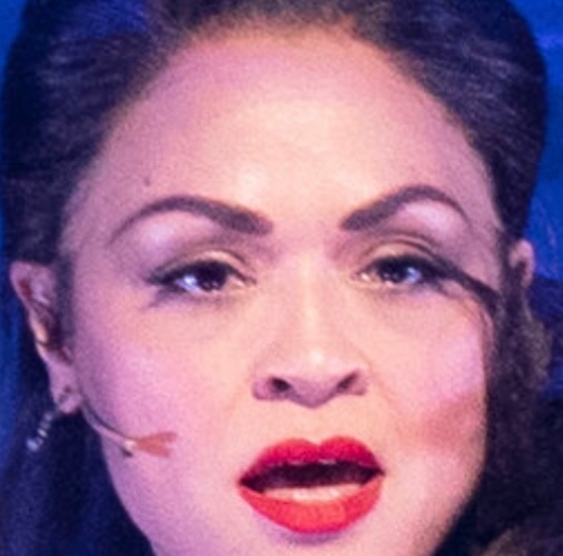 Christian: “I’ve forgotten if they’re green or they’re blue”
Satine: