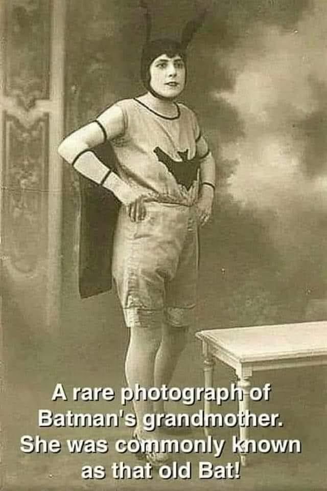 #OldBat ⁦<a href="/GothamsBatLife/">Bruce Wayne🦇 {Parody}</a>⁩