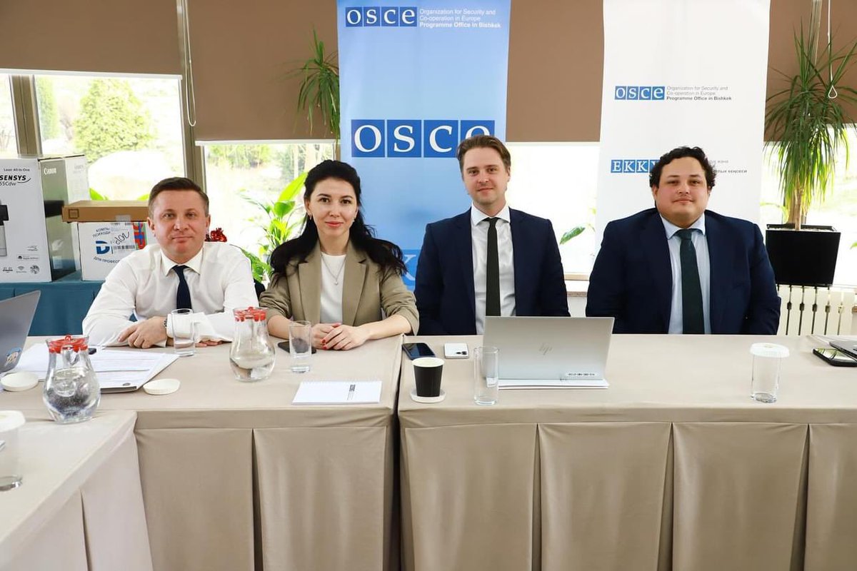 oscebishkek's tweet image. 🤝 Ambassador Alexey Rogov, Head of @oscebishkek met the Head of 🇰🇬Penitentiary Service' Askat Egemberdiev to discuss supporting prison psychologists and providing psychodiagnostic tools for inmate rehabilitation. #OSCE #Penitentiary
