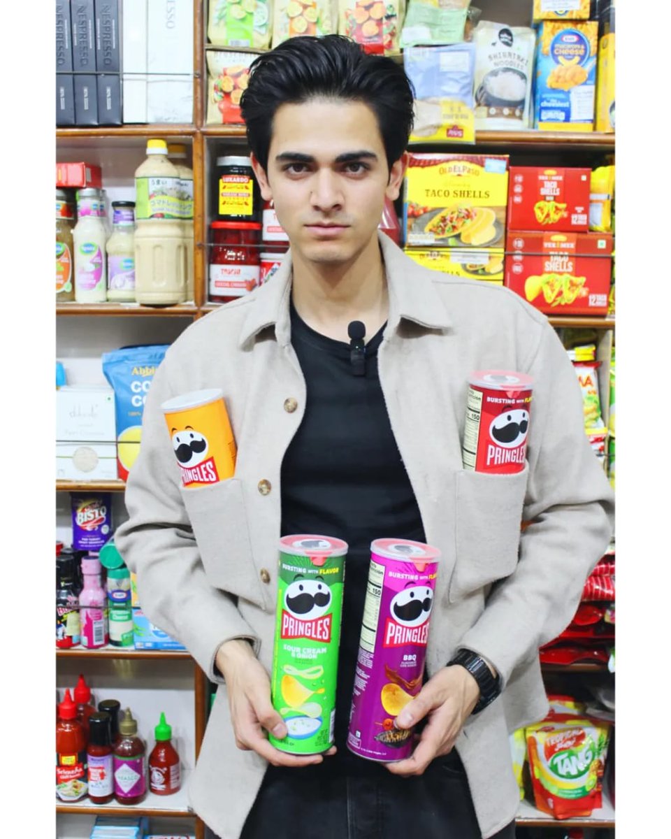 luckystorein's tweet photo. Indulge in international flavors at Lucky Store! From crispy Cheetos wafers to refreshing soft drinks, we've got your cravings covered! 🌍

#softdrinks #globaltreats #tastetheworld #snacktime #luckystore #tastetheworld #explore #post #instapost #postoftheday #postofinstagram https://t.co/TKFnVrkIpi