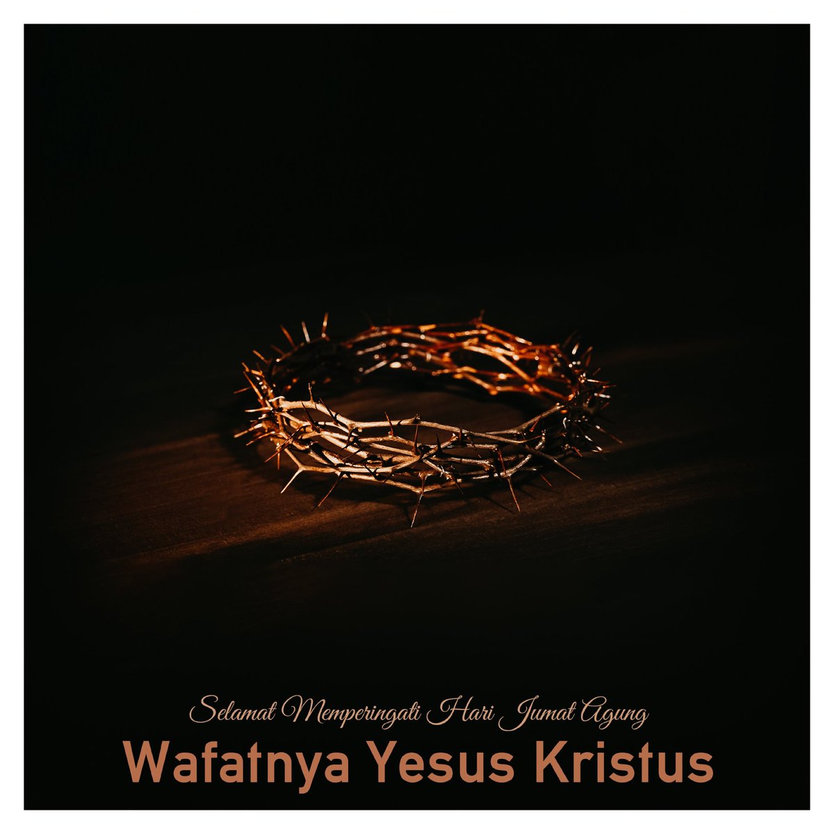 ganjarpranowo's tweet photo. Kepada seluruh saudaraku umat Kristiani, selamat memperingati wafatnya Yesus Kristus. 

Semoga hari ini menjadi kesempatan bagi kita semua untuk memahami makna sejati dari pengorbanan. https://t.co/pmRreGMvou