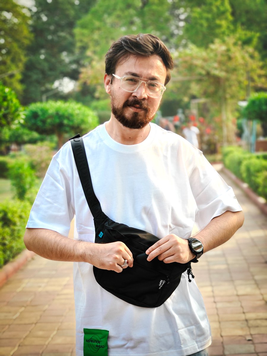 Iamhasannaqvi's tweet photo. Finally went out to be in front of the Camera to be a Next Top Model for OnePlus. Glad I had a company to click my picture otherwise I'd have to rely on tripod.
These all were #ShotOnOnePlus
#OnePlusNextTopModel
@oneplus
@OnePlus_IN https://t.co/AUeFRCyXZg