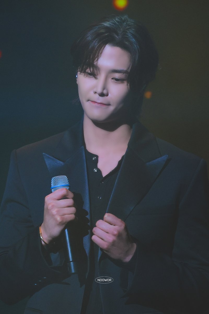 🤍

#AnOrdinaryDay #보통의하루 
#로운 #ROWOON #ロウン #金路云 
#보통의하루_서울 240324