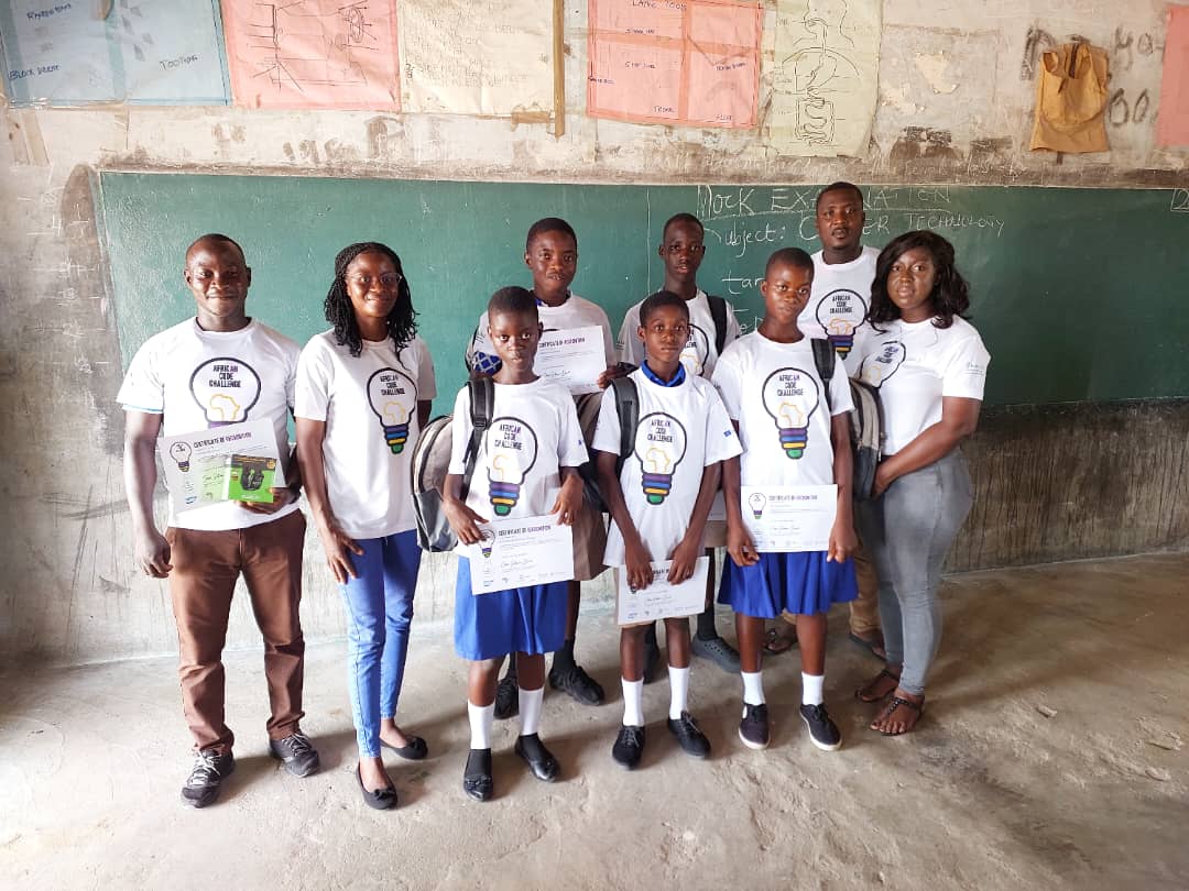 Foundation_DO's tweet image. The AfriCAN Code Challenge was successful due to the commitment of students, teachers, and schools

The Dawa Presby Sch team, 2nd Runner-up, 2023 AfriCAN Code Challenge, was awarded with STEM materials for their remarkable project.
#STEM #AfriCANCodeChallenge