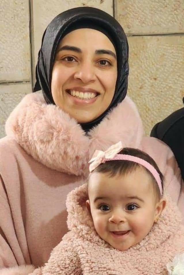 #FreeRula ⭕ The family of Journalist Rula Hassanein initiated a campaign to save the lives of Rula and her daughter Elia; after Rula's abduction on March 19. Being primarily breastfed, Elia, 9 months old refused bottle feeding in her mother's absence and faced dehydration.(1/