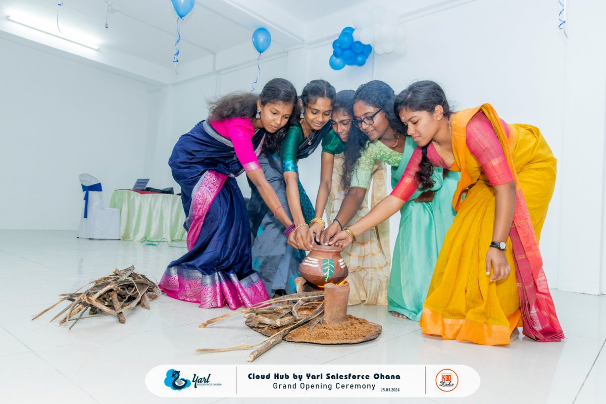 YarlSFO's tweet image. 𝗖𝗹𝗼𝘂𝗱 𝗛𝘂𝗯 - 𝗔𝘂𝘀𝗽𝗶𝗰𝗶𝗼𝘂𝘀 𝗖𝘂𝗹𝘁𝘂𝗿𝗮𝗹 𝗢𝗽𝗲𝗻𝗶𝗻𝗴 𝗖𝗲𝗿𝗲𝗺𝗼𝗻𝘆 🥳
Feel the cultural warmth at our New Location Opening ceremony! ✨
From prayers to celebrations, it was a day of tradition, culture and happiness. 
#CloudHub #NewLocation #YarlSFO #Ohana