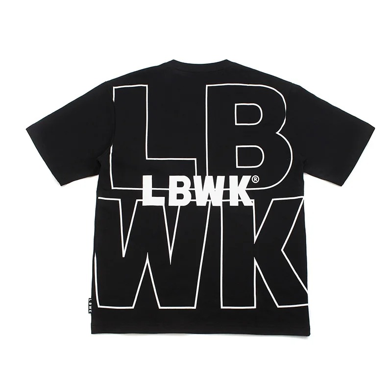 LBWK Hollow ロゴ Big Tee(T171-BK)
在庫あります。店頭及びオンラインで絶賛販売中！！
↓オンラインストアー↓
bit.ly/3Vgx3AG
東京都町田市小川5丁目15-28 8号室
042-850-5156
#libertywalk #lbwk #lbworks 
#exjoints 
#Tシャツ　#bigT #hollowロゴ