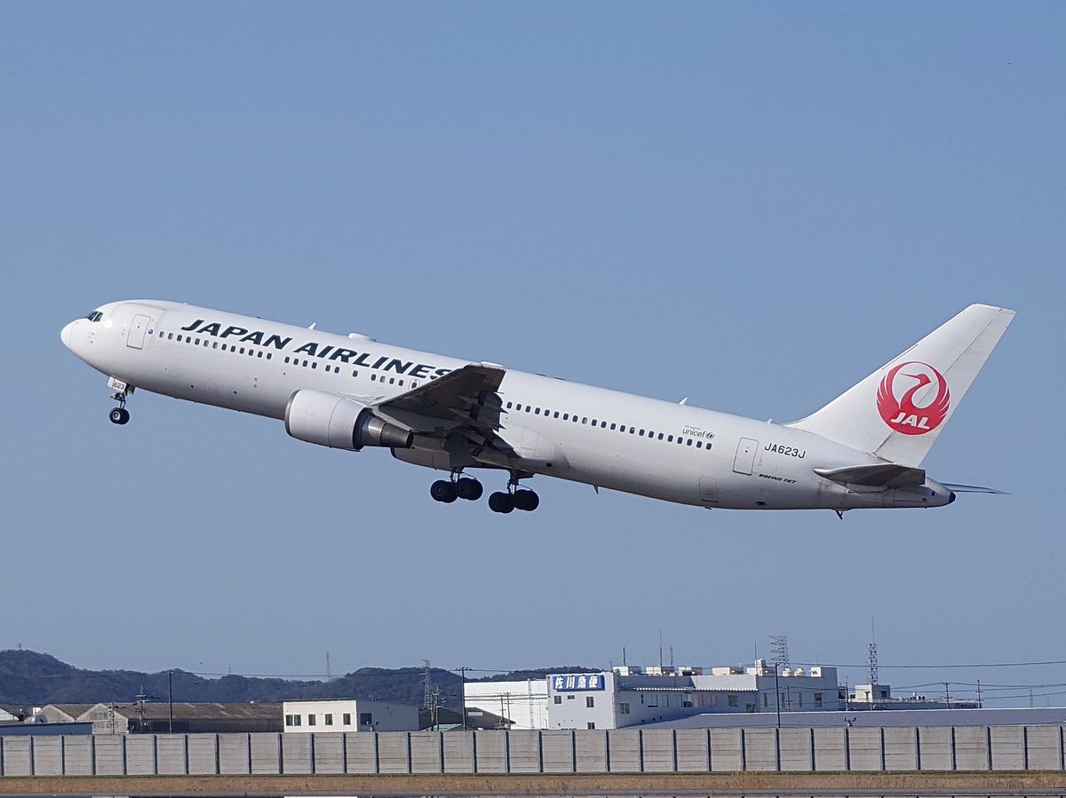 KBFI's tweet photo. JL460 B763/JA623J 伊丹って言ってもバレなさそうw #RJOS https://t.co/fYTjCmZ5bw