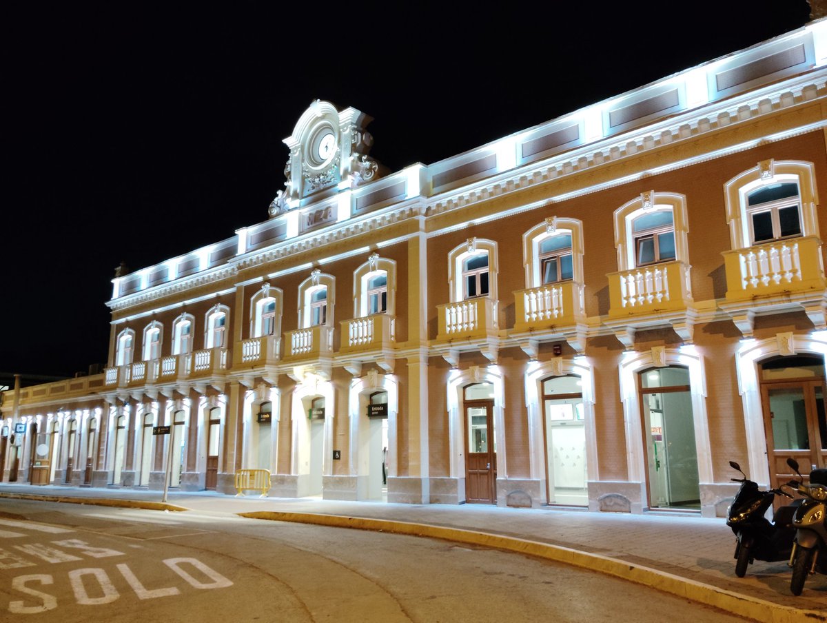 HistoryViews's tweet image. He pensado que estaría bien reinaugurar Twitter (Bueno X, todavía no me acostumbro) con un hilo de esta mini aventura que acabo de empezar, para contaros lo que haré las próximas semanas por la península del Peloponeso. Empiezo, como siempre, donde siempre empiezan estas cosas...