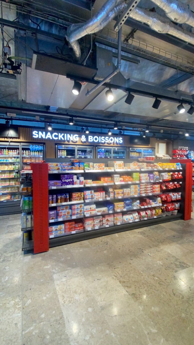 Nouveau magasin Relay en gare de Marseille Saint-Charles (en face de la voie J) <a href="/relaycom/">Relay.com</a> <a href="/ConnectGares/">SNCF Gares & Connexions</a>