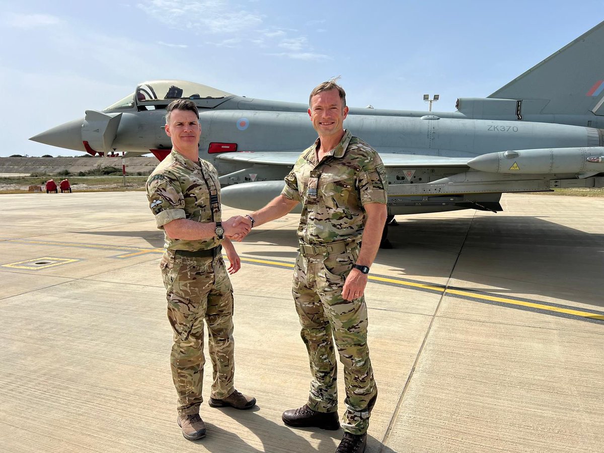 15 Squadron handed over Force Protection duties at @RAFAkrotiri to 1 Squadron The Squadron is proud of its support to the station over the last 7 months It leaves for the UK having made a great impression upon the wider @RoyalAirForce and military community #FighttoDefend