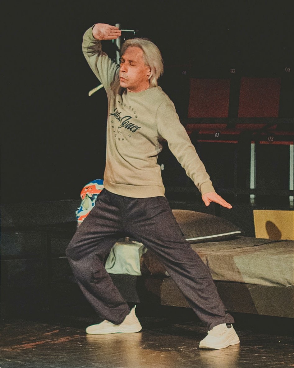 Interpretar Julián Assange: Un immens honor, una gran responsabilitat artística i social. #FreeAssange
🎭 Darreres tres funcions Fins al 31 de març al <a href="/teatregaudi/">Teatre Gaudí</a> 🎭