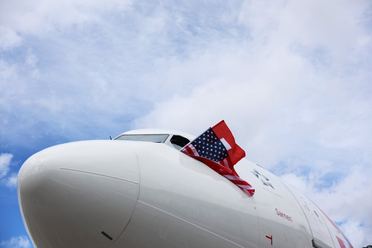 ✈️🇺🇸 Hello Washington! Yesterday, @flyswiss celebrated their inaugural flight to Washington D.C. at Zurich Airport. In the summer timetable, SWISS is offering daily connections between Zurich and the US capital.