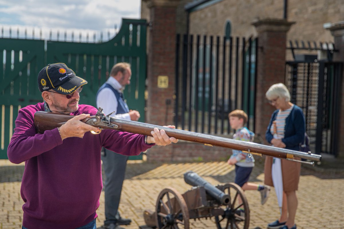 It's officially the start of the Easter break 🙌 🧭 Get up close to history in our recreated seaport, come aboard HMS Trincomalee, enjoy a pirate adventure or dive beneath the waves in our HMS Invincible exhibition. ⚓ We've got something for everyone this Easter!