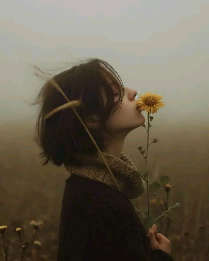 _تین باتیں آپکو ذہن نشین کر لینی چاہیئیں🙂🖤
1_جس کی ترجیح آپ نہیں ہیں،  اسے ترجیح نہ دیں۔
2_جس کے پاس آپکا نعم البدل موجود ہے اس کے ساتھ اپنا وقت ضائع نہ کریں۔
3_جو آپکی جگہ کسی اور کو بٹھا سکتا یے وہ آپکی جگہ ہے ہی نہیں...🙂🥀❤