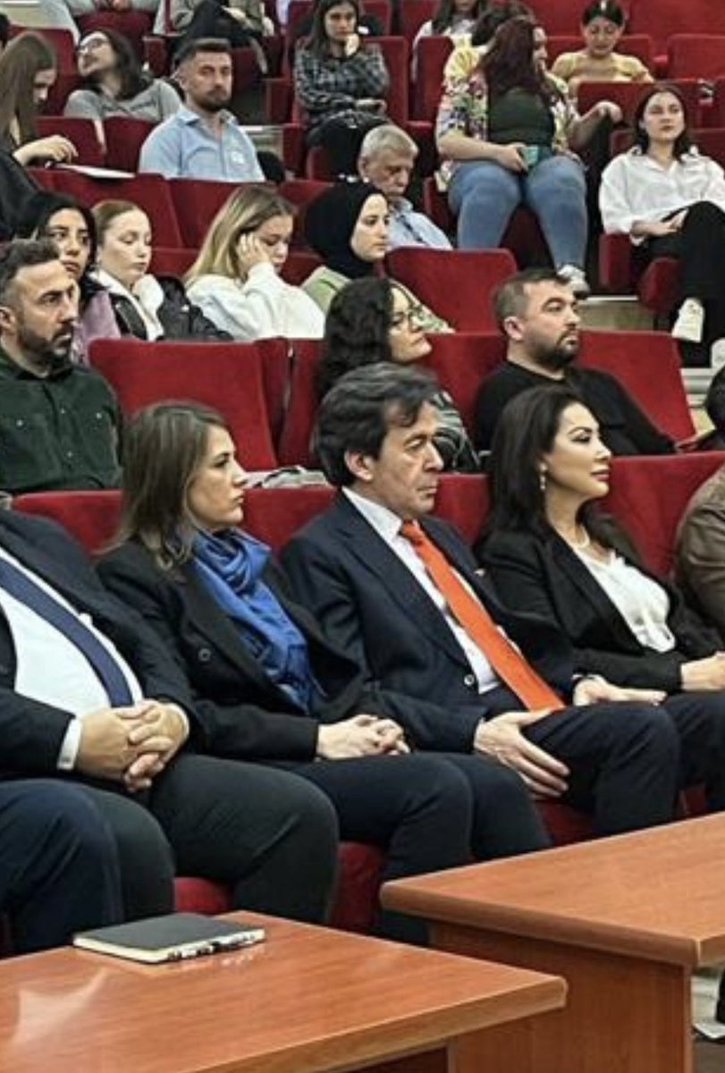 Cumhuriyet’in 100.yılında Türk Dış Politikası konulu konferanstaydık. Çanakkale Onsekiz Mart Üniversitesi Uluslararası İlişkiler Bölümüne misafirperverlikleri için teşekkür ederim. @GulceUygn @NazlZekiye