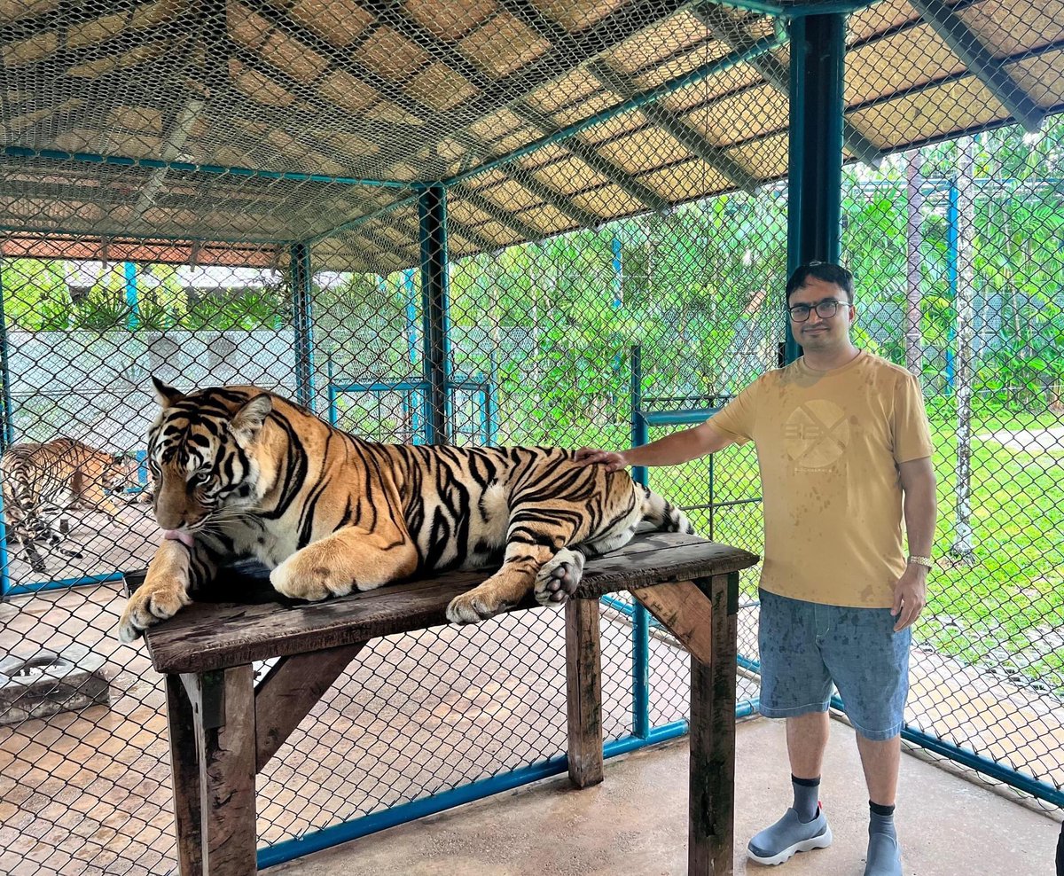 Happy birthday to you dear @faiz_IAS sir 🥰💐🎂🤗
Stay healthy and happy.
Regards🙏