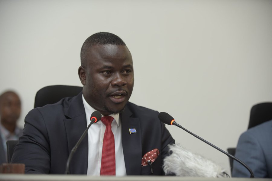 J'adresse mes félicitations à l'hon. Cyril Kimpu Awel pour sa brillante élection à la présidence de l'Assemblée Provinciale du #Tanganyika. Je felicite aussi les autres honorables membres du bureau définitif... Plein succès et fructueux mandat à tous.