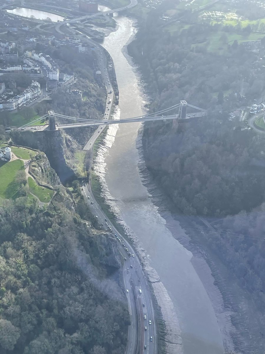 For todays special Good Friday #viewfromthecrew, can you guess where our aircraft is flying over? 🚁 Wishing all of our followers a happy and healthy Easter Bank Holiday #AirAmbulance #charity #hems #criticalcare #theairambulanceservice #helicopter #aviation #vertmag #vftc