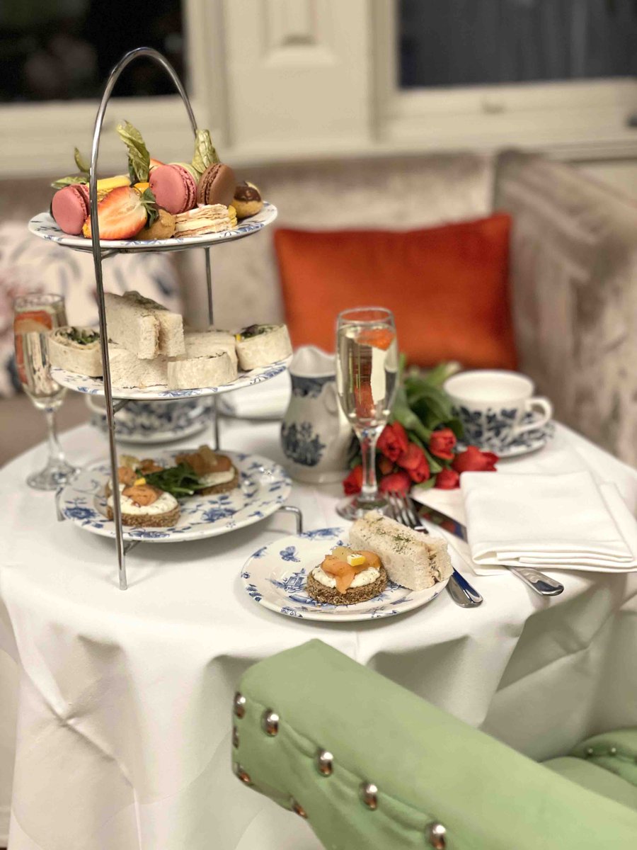 Experience the delights of our Easter Afternoon Tea….💕💗 Book or gift this experience visit ~ ow.ly/p06F50R1LtA #afternoontea #delicious #dubinireland #dublincity #dubinireland #goodfriday