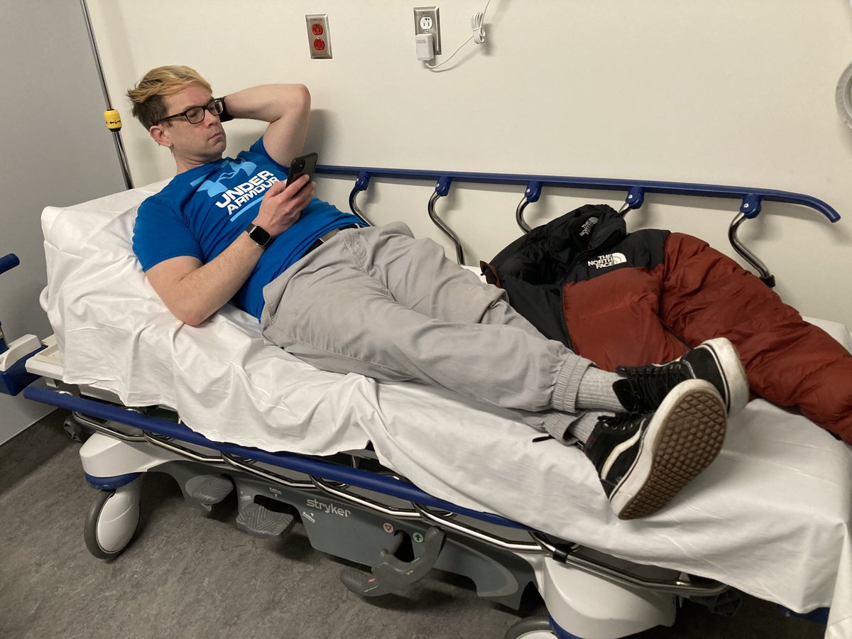 Super_Alex_One's tweet photo. Pre-op tests 🏥 https://t.co/g0Hgc34X1i