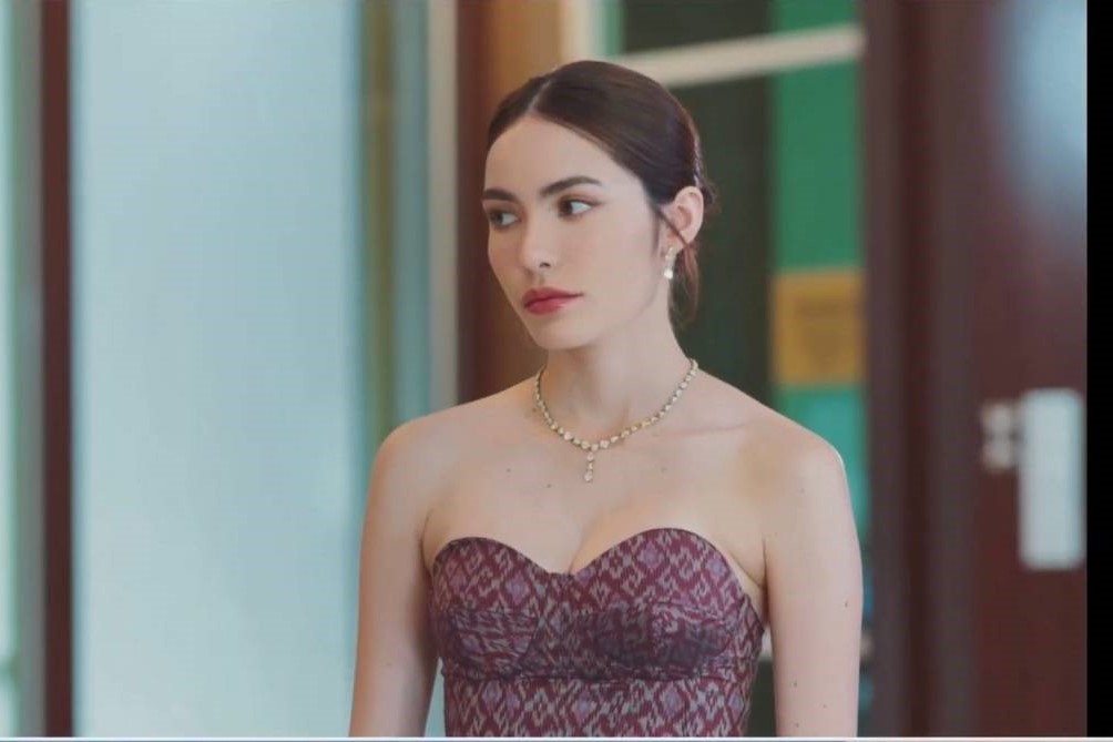 Ch3Thailand_33's tweet image. ปัญหาความสัมพันธ์ระหว่างคล้าวกับทองกวาวยิ่งหนักขึ้นเรื่อยๆ คืนนี้ มนต์รักลูกทุ่ง ๒๕๖๗ EP.10
.
ติดตามชม #มนต์รักลูกทุ่ง๒๕๖๗ #FallingInLove
ทุกวันศุกร์ เวลา 22.45 น.
ดูทีวีกด33 ดูมือถือกด3Plus
ออนไลน์คลิก bit.ly/3XMAqQv