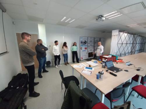 La #ruedumarquage <a href="/GRDF/">GRDF</a> est de sortie pour sensibiliser les chargés d affaire et d études @enedis_prov_alp en Avignon.