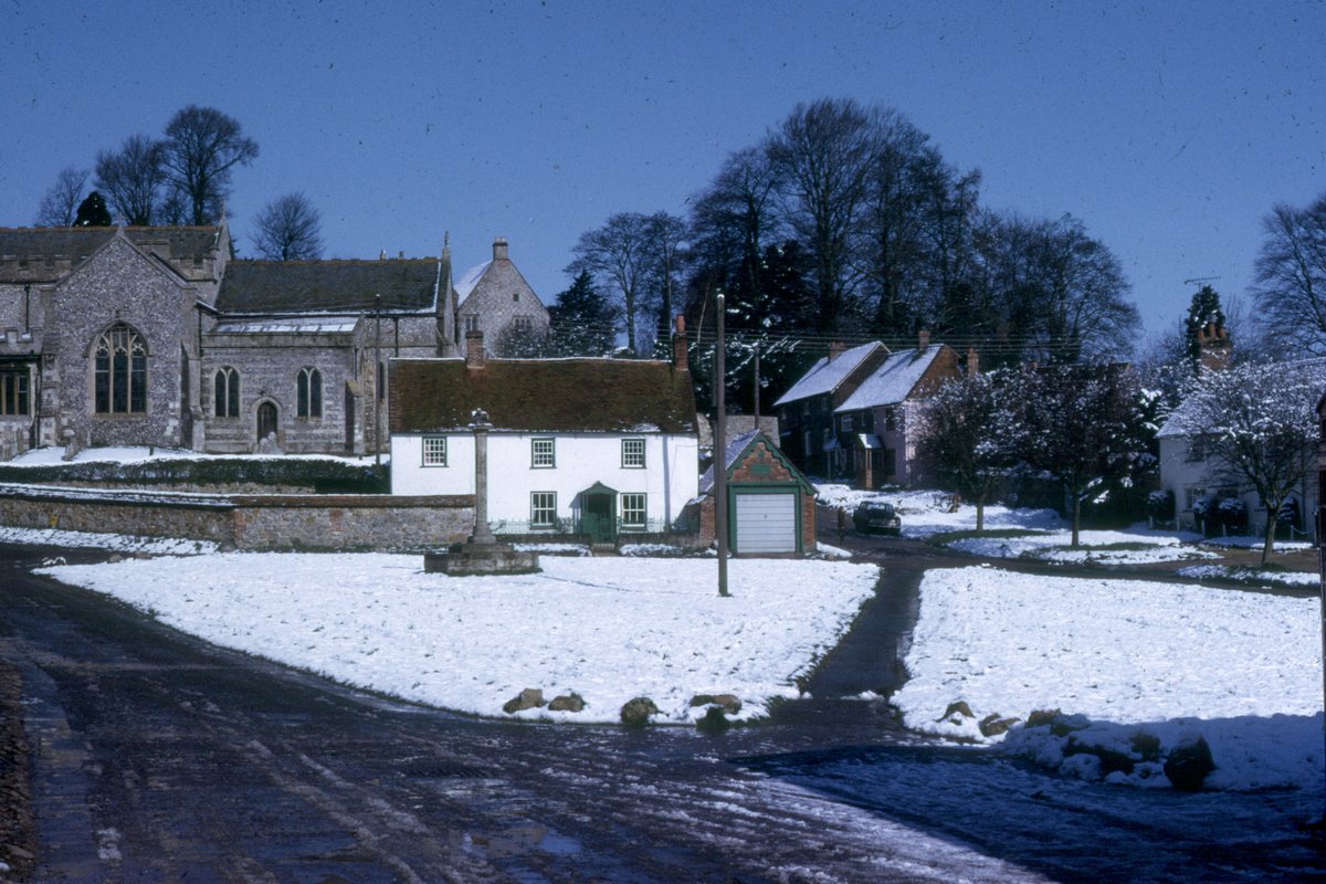 Snow at Easter 1975 Source: Aldbourne Civic Society #OnePlaceStudy