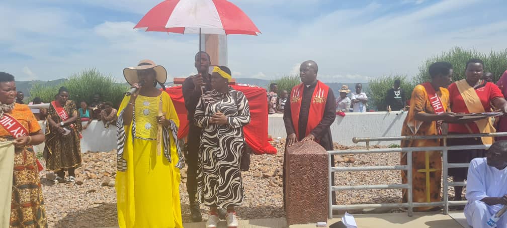 HAPPENING NOW:  <a href="/HonMollyAsiimwe/">Hon.Molly Asiimwe Musiime</a> and Hon.  <a href="/rita_atukwasa/">Hon Rita Atukwasa</a> have joined  thousands of Christian devotees to take part in the Way of the Cross and prayers at Calvary HILL Mirama. 
#GoodFriday #HappyEaster
WhatsApp <a href="/eugine_ug/">Eugine</a>