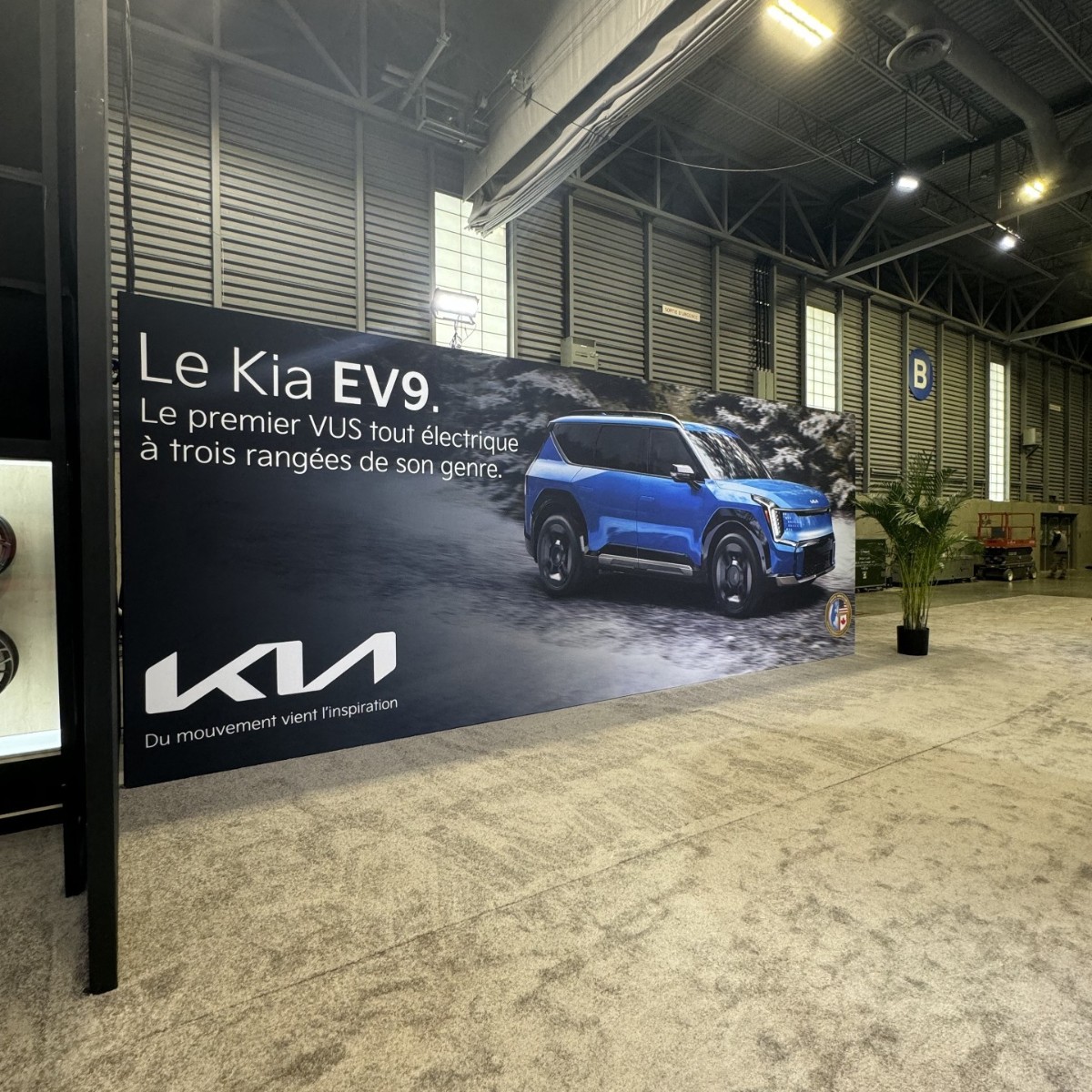 Une autre année remplie de succès pour Kia, au Salon international de l’auto de Québec. Nos modèles ont suscité beaucoup d'enthousiasme, particulièrement l'EV9, le VUS entièrement électrique, qui a volé la vedette! Faites-nous part de vos impressions sur votre expérience Kia.