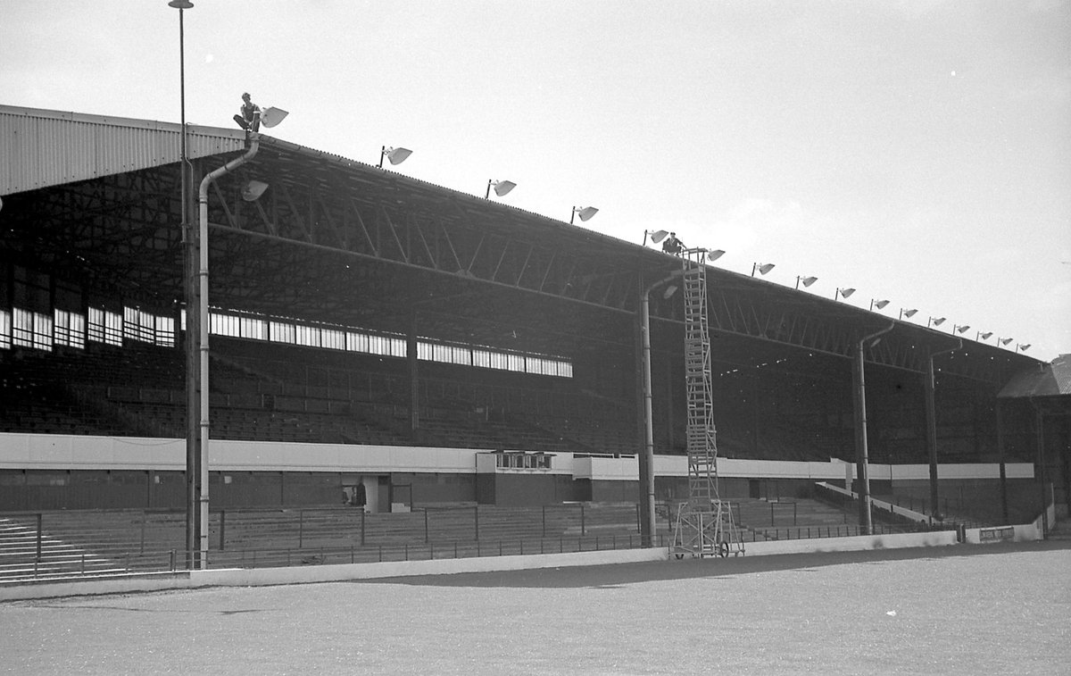 The first @LutonTown floodlights being installed on the Main Stand roof at the Kenilworth Road ground in 1953.