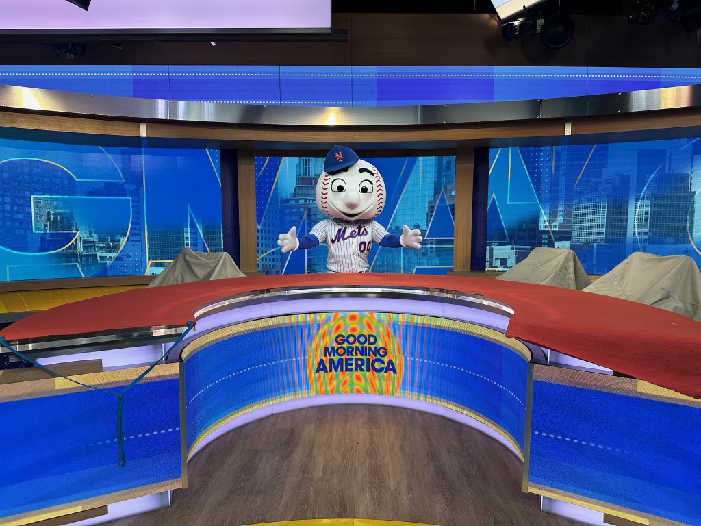 MrMet tweet picture