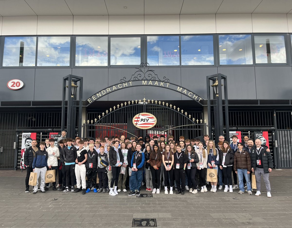 AFCSud_Academy's tweet photo. Starting day 2 with a @PSV stadium tour🏟️ #ydptour https://t.co/OX7Z2kAYBj