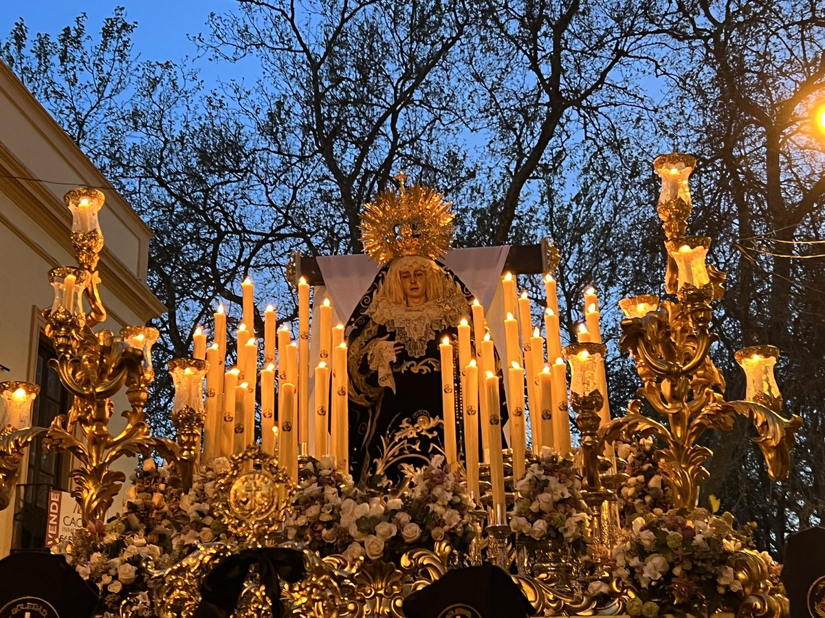 Ninguna de las dos hermandades que procesional en la tarde del Viernes Santo en #Ronda realizarán sus estaciones de penitencia debido al mal tiempo que sigue estando presente en la ciudad del Tajo. Ambas cofradías ya han anunciado la suspensión