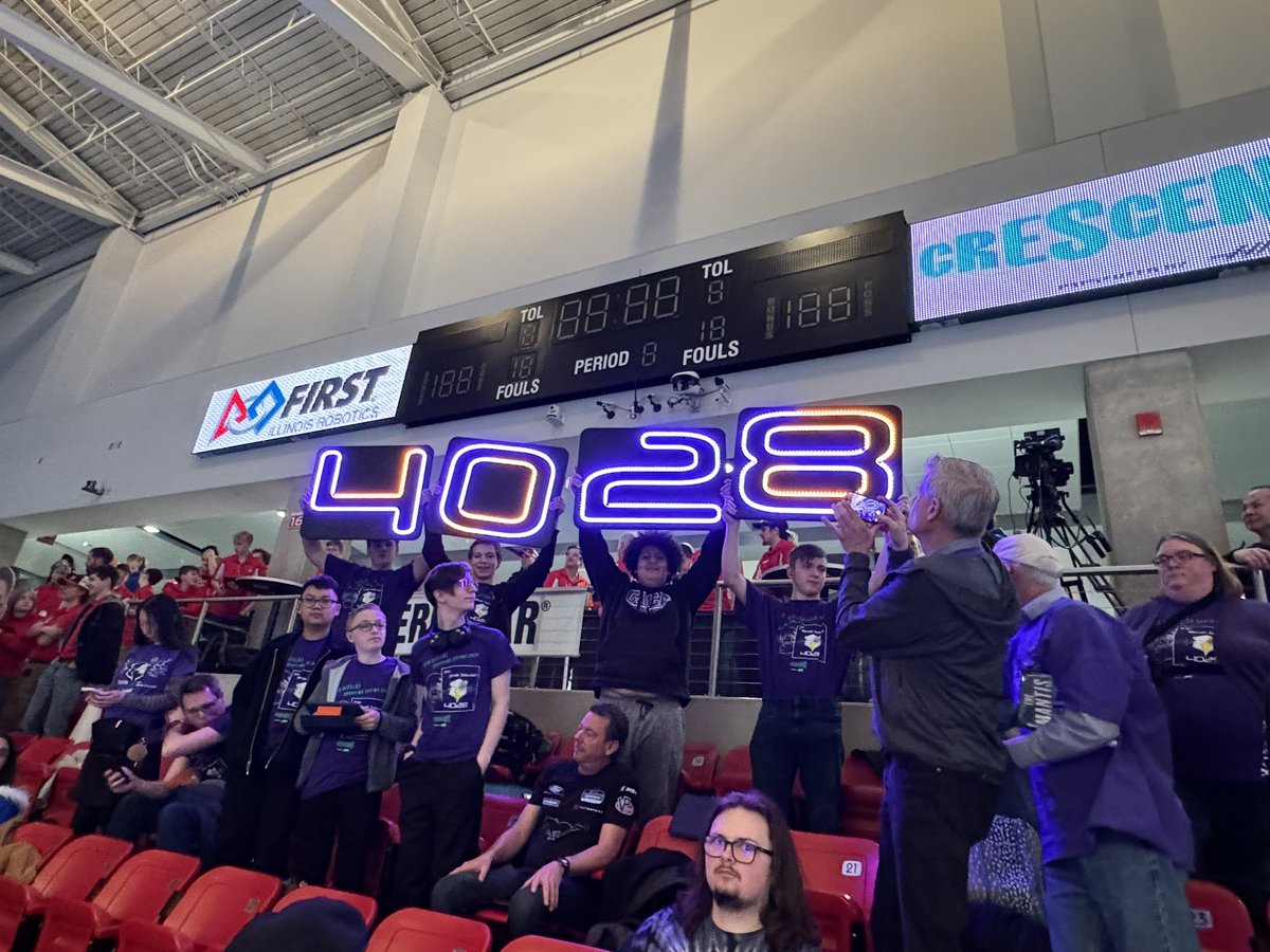 Our robot wowed at CIR in Week 3, scoring from the floor with a modified fan - a world-first! Despite challenges, we ranked 4th &amp; led Alliance 3 in elimination matches. Thrilled to also win the Creativity Award from Rockwell Automation. Next up: Miami Valley! #flashbackfriday