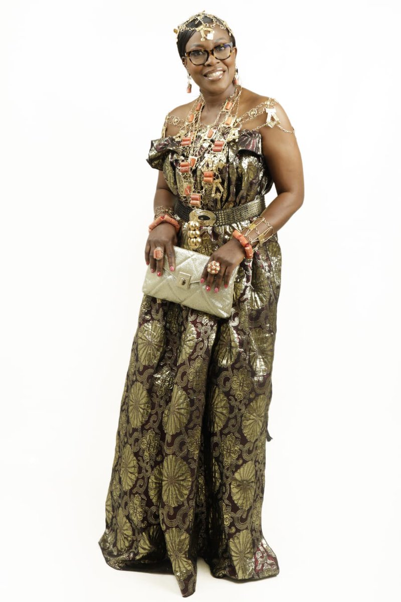 If you are in the UK, Emiconnects UK limited is your sure plug for all traditional costumes and jewellery.