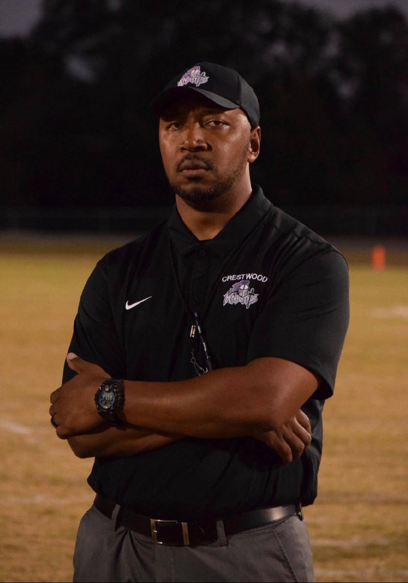 CwoodFootball96's tweet photo. BIG CONGRATULATIONS 🗣️ to Coach @RooseveltNelso2 on being selected to represent the State of South Carolina’s @SCFCA1 , for a chance to win the AFCA Power of Influence National Coaches Award 📈‼️. Coach Nelson, we are very proud of you. #ShieldsUp #TheKnightWay 🛡️⚔️ https://t.co/lbyQ0KkRlP