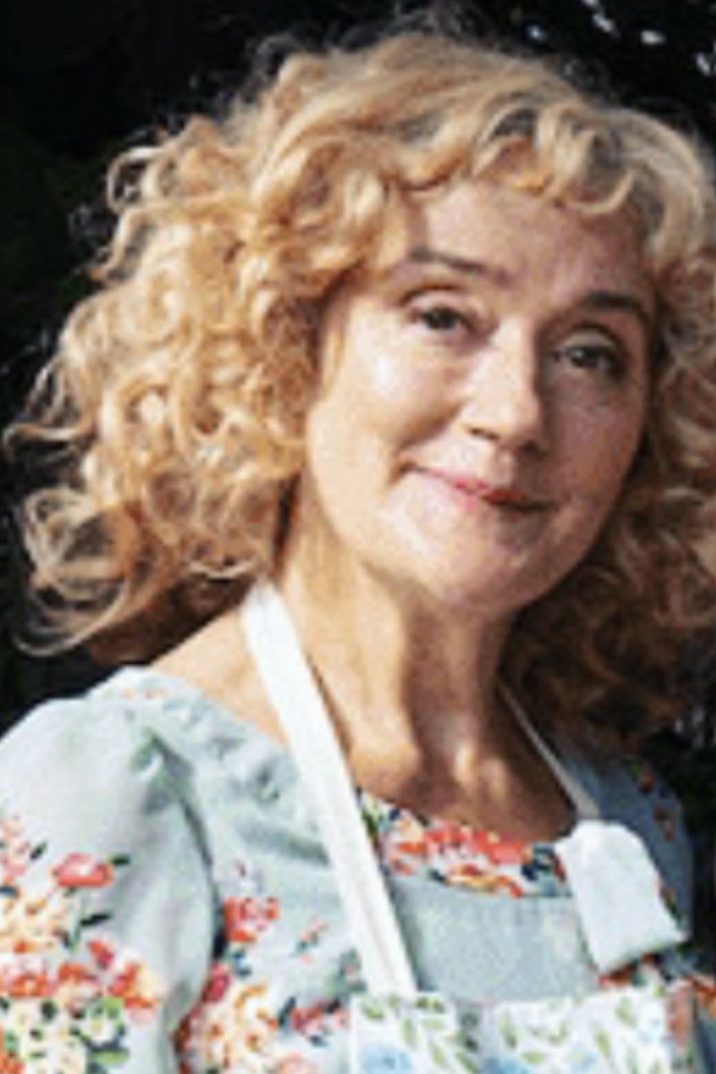 Our lovely Sheila💛💛💛

#Detectorists 
#SophieThompson 
#FanFriday❤️