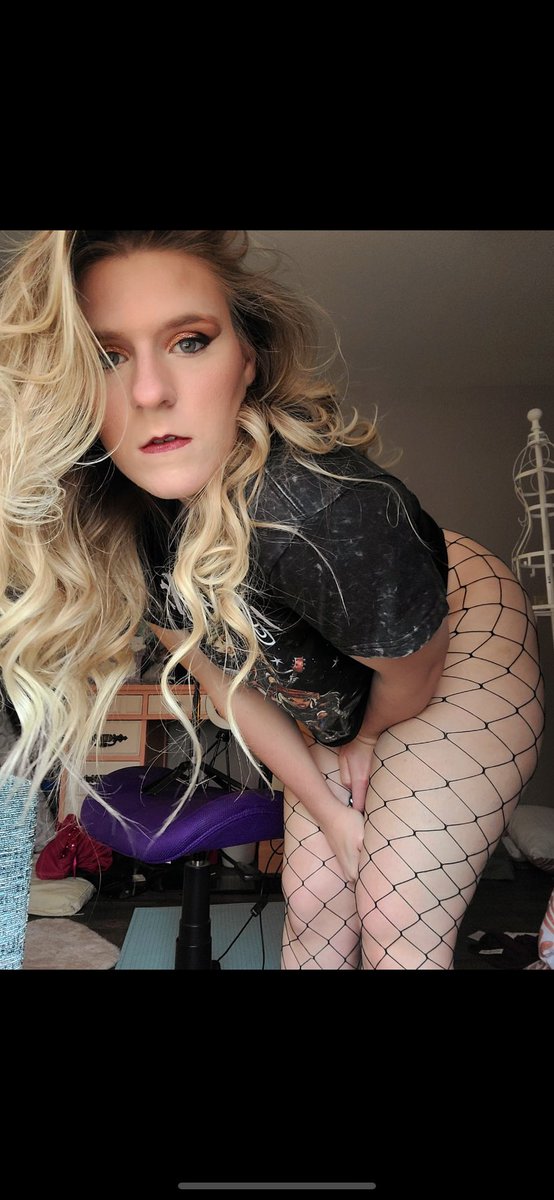 Getting ready for work. That Cake!!!!