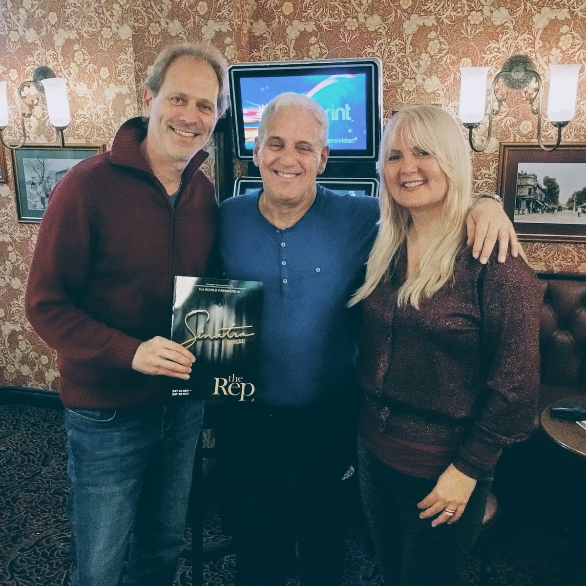 MaxMovieLounge's tweet photo. Get ready for another blockbuster podcast of Max's Movie Lounge, airing this Saturday, 30th March, at 9 am (UK time)! Available on major podcast platforms.
I'll be joined by a very special VIP guest: the incredibly talented actor and director, @VincentRiotta
#MaxsMovieLounge https://t.co/jnbKgvdEXN
