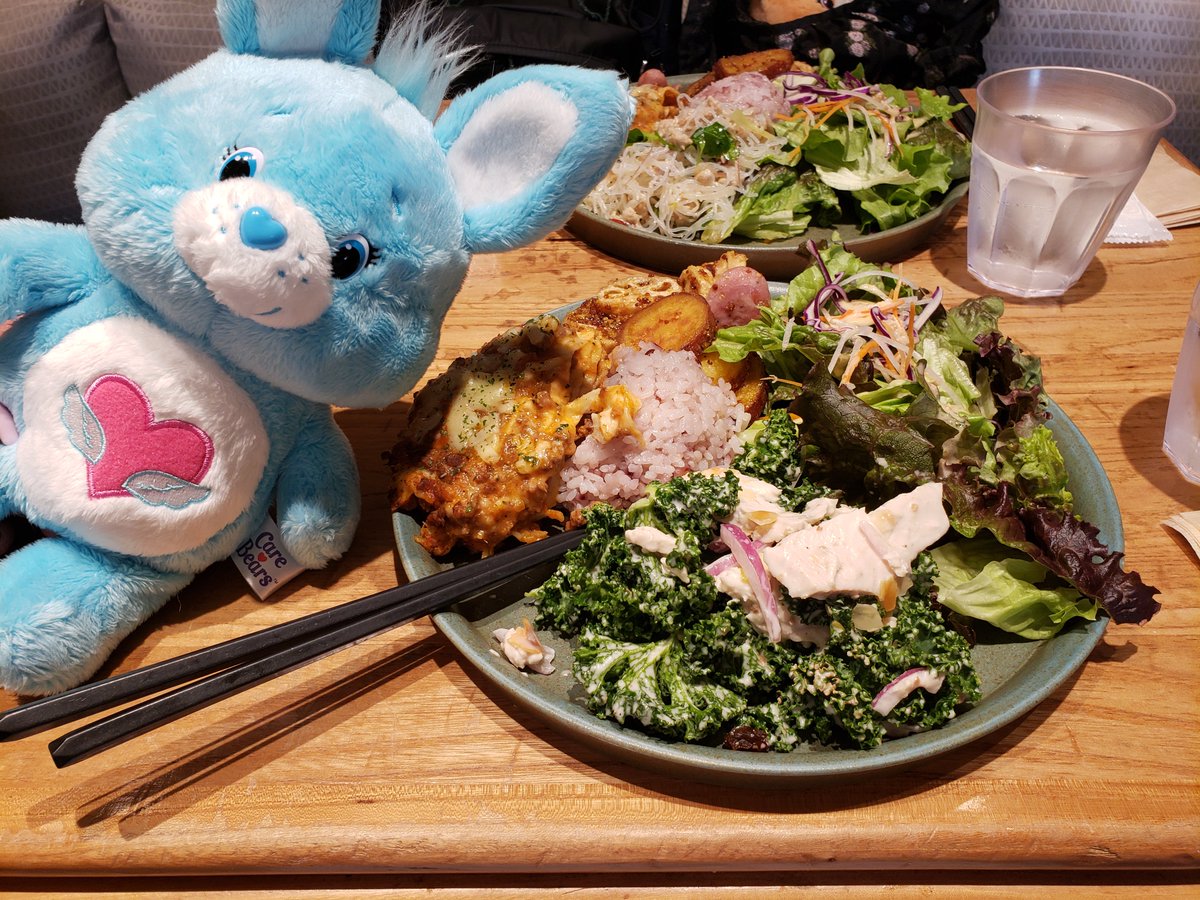 siklli0304's tweet photo. 2回目も歌声に酔いしれた～✧*。
トレカはびとびではミニョクペンのオンニさんと2人でお互いの推し出せてびっくり❣
交換出さなくて済んだ♡
#BeTogetherTheMovie
#ヒョンシク #ミニョク
#BTOB_TIME_Be_Together
#BTOB #BTOBTIME https://t.co/qkz4YGnSmy