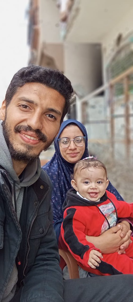🚨HELP NEEDED – please share!🚨 Here they are!! Abdelkareem, his wife Rawan and 8-month old daughter Layan. They live in #Gaza City at the moment, ‘a ghost town’ they call it. They’re counting on you to survive. Here’s the GoFundMe: gofund.me/97ef3962 THANK YOU.