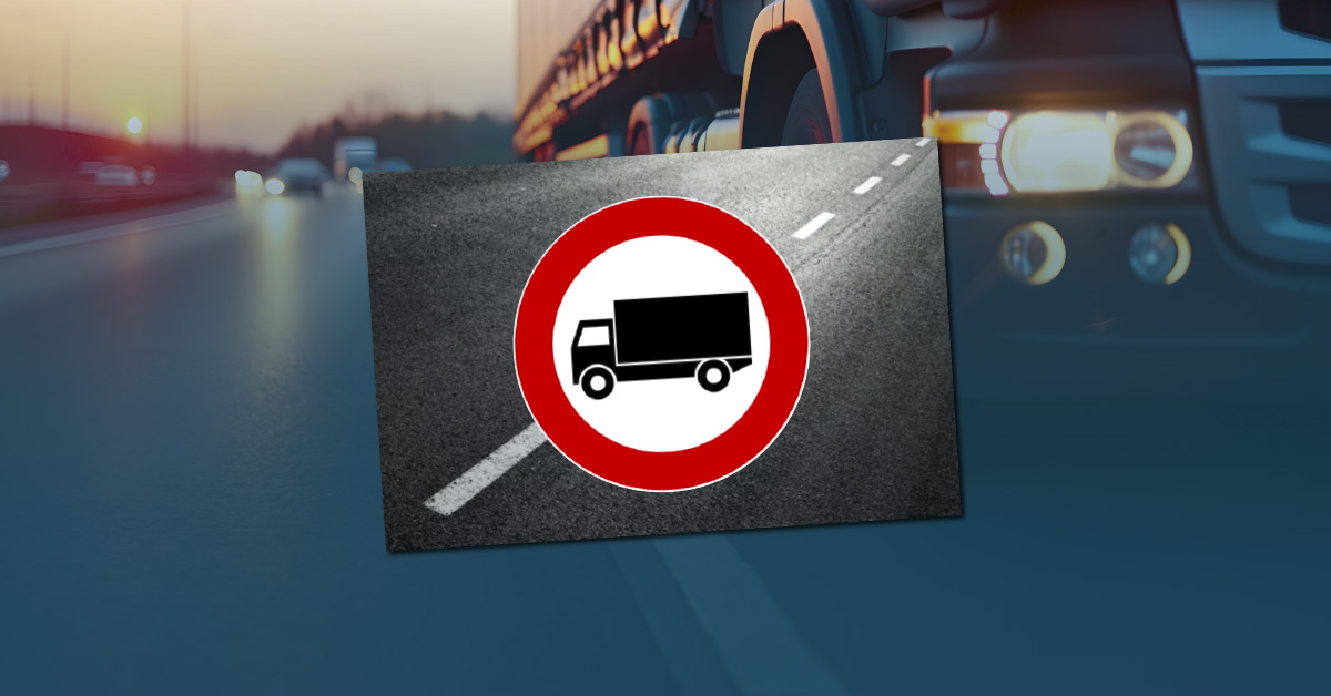 Apreciado transportista, te deseamos una feliz Semana Santa y que puedas descansar al máximo estos días si es posible. Te dejamos en nuestro blog las restricciones de tráfico 2024 para evitar imprevistos. #Wtransnet #circulación eu1.hubs.ly/H08lNhP0