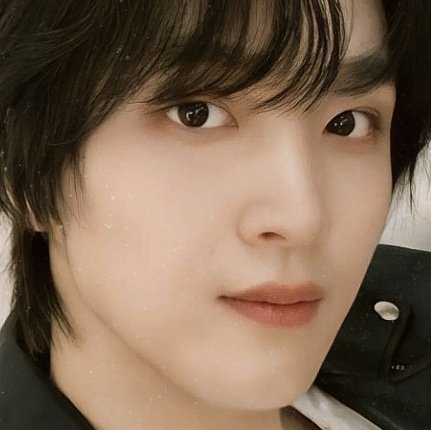 pretty haechan 🖤